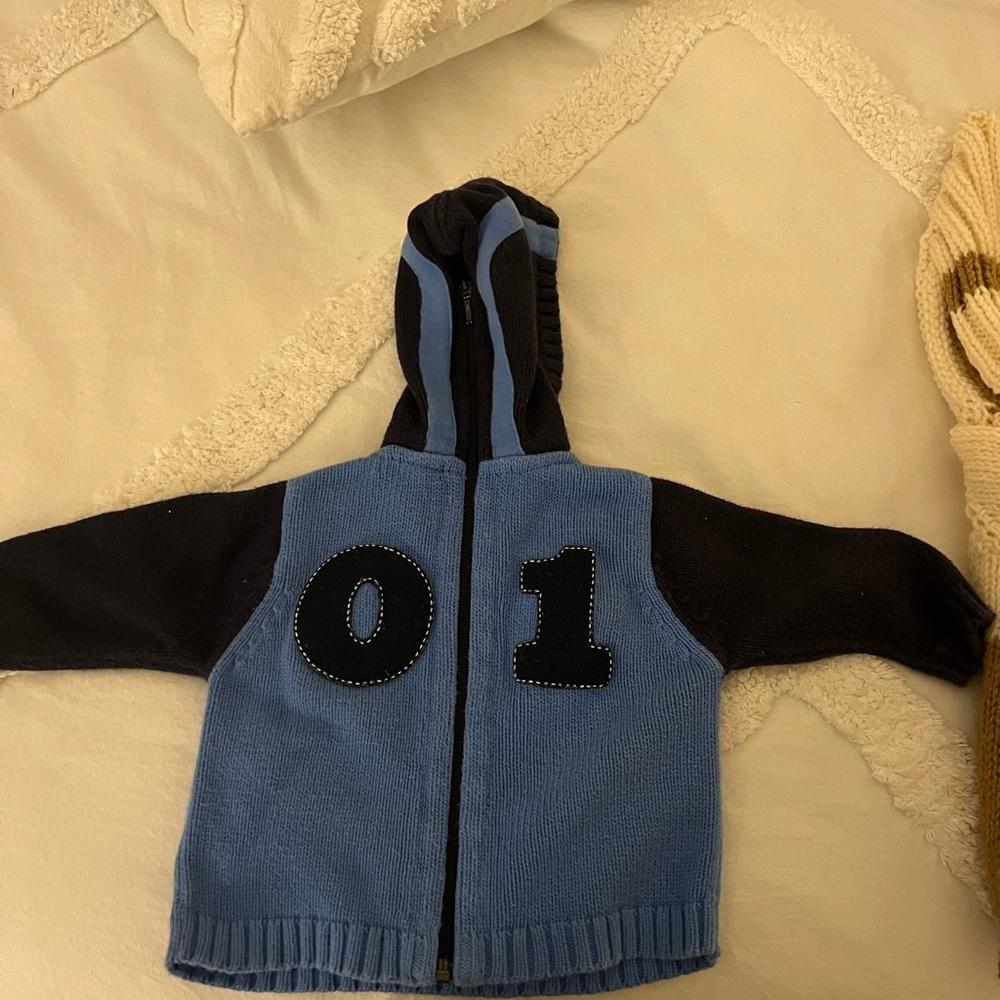 Football Hartstring cotton sweater 12-18 month.